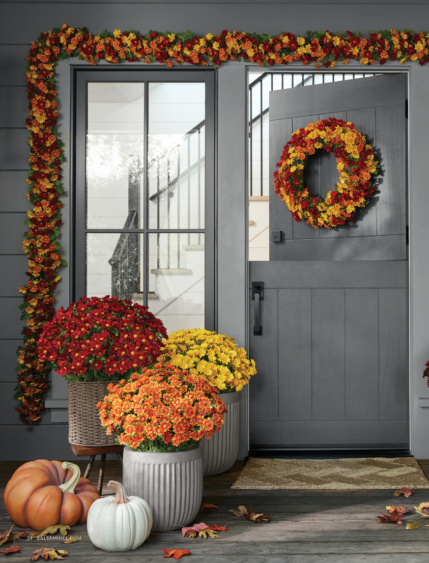 Balsam Hill - 2024 Fall 2 - Outdoor Lit Wire Pumpkins, Set of 2
